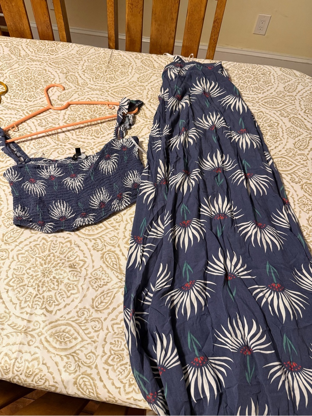 Lulus large two piece dress set